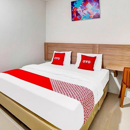 Oyo 91211 Mega Comfort Guest House Μεντάν Εξωτερικό φωτογραφία