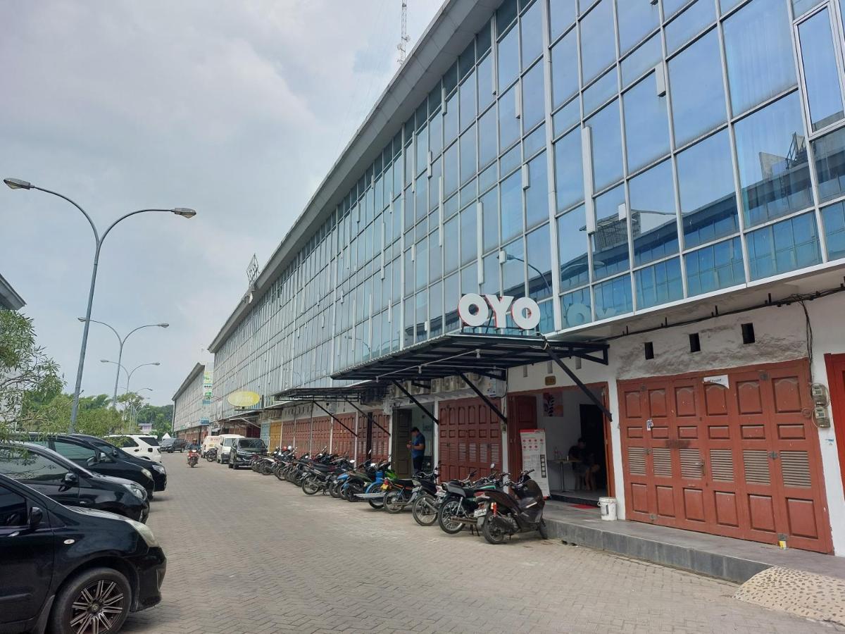Oyo 91211 Mega Comfort Guest House Μεντάν Εξωτερικό φωτογραφία