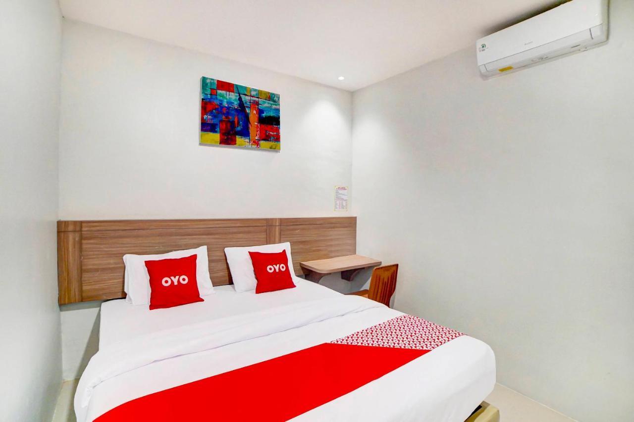 Oyo 91211 Mega Comfort Guest House Μεντάν Εξωτερικό φωτογραφία
