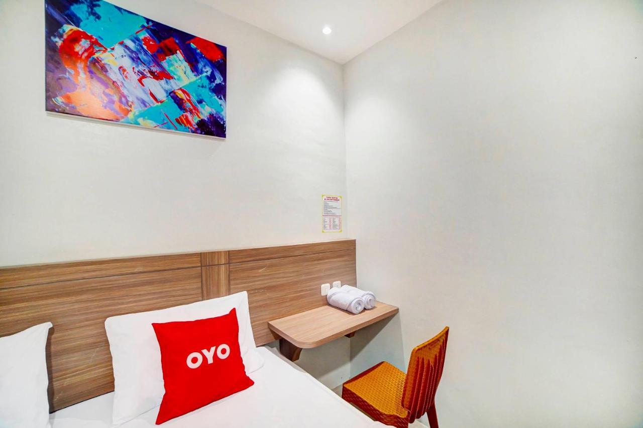 Oyo 91211 Mega Comfort Guest House Μεντάν Εξωτερικό φωτογραφία