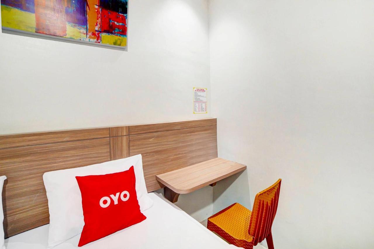 Oyo 91211 Mega Comfort Guest House Μεντάν Εξωτερικό φωτογραφία